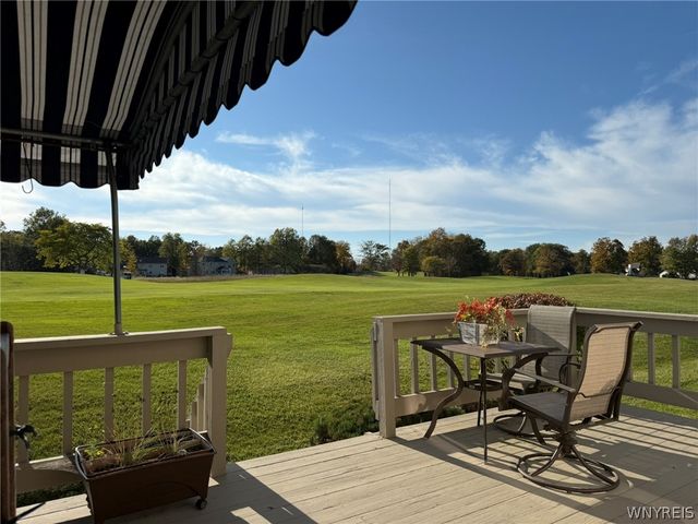 3226 East River Road, Grand Island, NY 14072