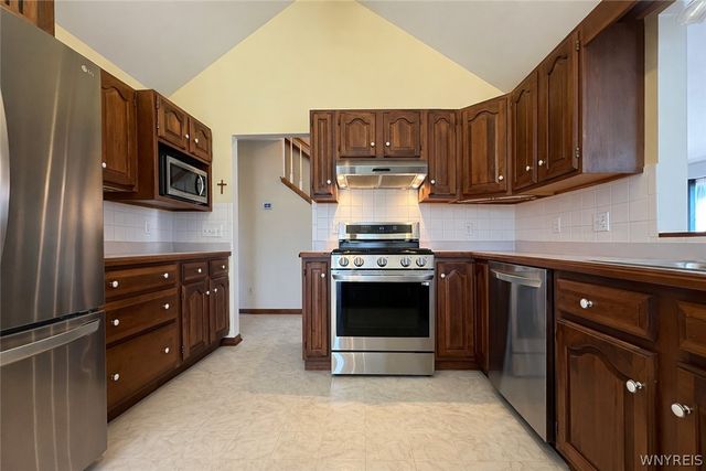 3226 East River Road, Grand Island, NY 14072