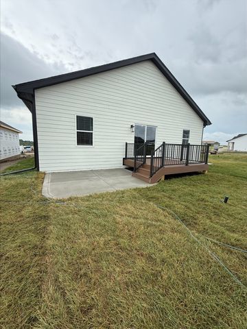 1666 22nd Avenue SE, Altoona, IA 50009
