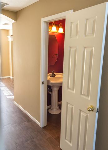 25727 Bearborough Drive, Spring, TX 77386