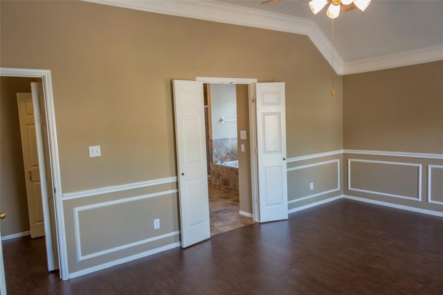 25727 Bearborough Drive, Spring, TX 77386