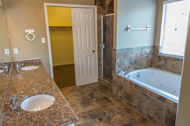 25727 Bearborough Drive, Spring, TX 77386