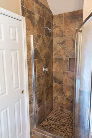 25727 Bearborough Drive, Spring, TX 77386