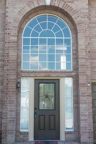 25727 Bearborough Drive, Spring, TX 77386