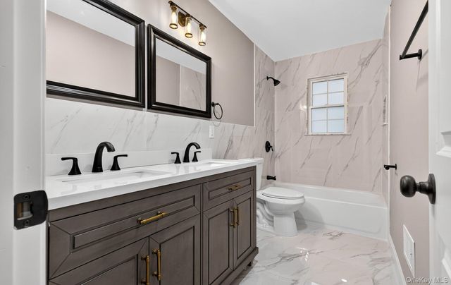 27 Claire Lane, Sayville, NY 11782