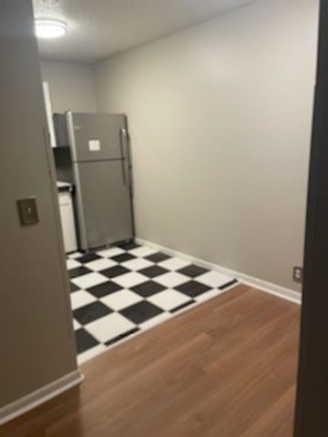 441 Harding Pl Apt B2, Nashville, TN 37211