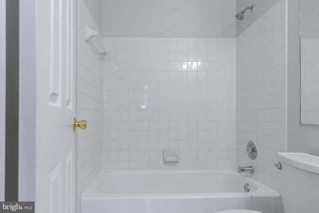 7222 LENSFIELD CT, Alexandria, VA 22315