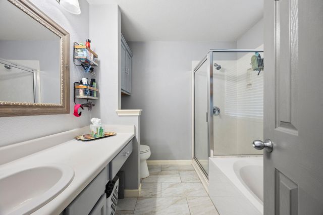 304 Old Peak RD, Georgetown, TX 78626