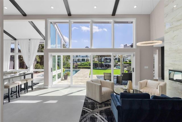 5018 S THE RIVIERA STREET, Tampa, FL 33609