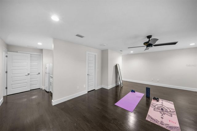 5018 S THE RIVIERA STREET, Tampa, FL 33609