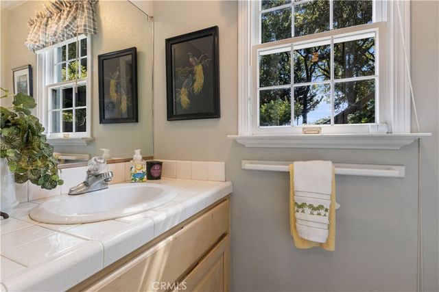 1940 Westlake Drive, Kelseyville, CA 95451