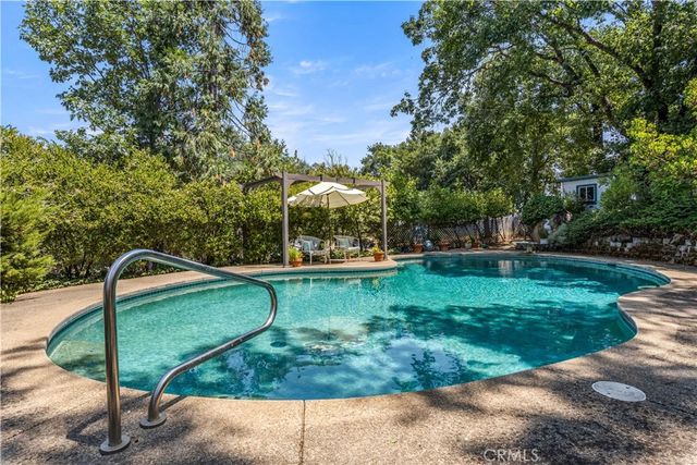 1940 Westlake Drive, Kelseyville, CA 95451