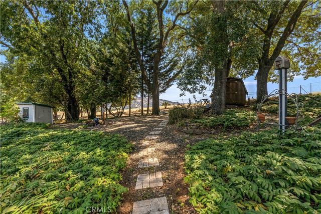 1940 Westlake Drive, Kelseyville, CA 95451