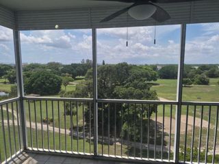 3050 N PALM AIRE Drive 702, Pompano Beach, FL 33069