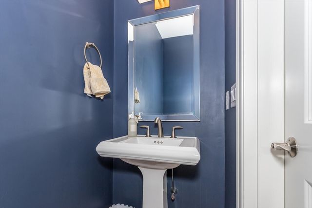 25 Brookview Road 25, Franklin, MA 02038