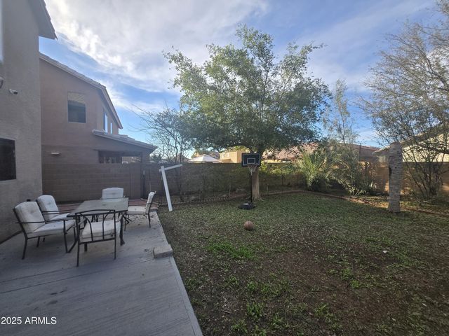 8814 W MAGNOLIA Street, Tolleson, AZ 85353