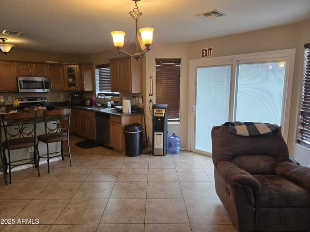 8814 W MAGNOLIA Street, Tolleson, AZ 85353