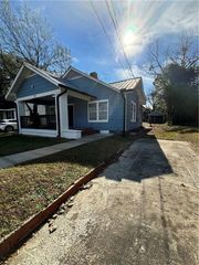 578 Robert Henry, Macon, GA 31206