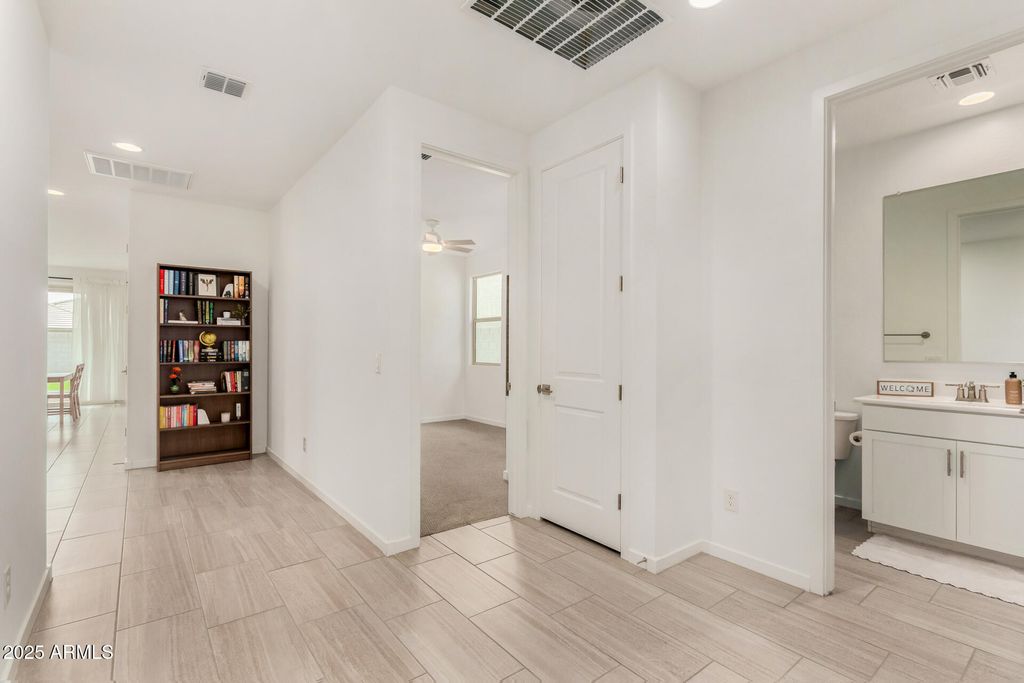 17729 W Fetlock Trail, Surprise, AZ 85387 — photo 5