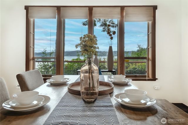 6054 Wynn Jones Rd E, Port Orchard, WA 98366