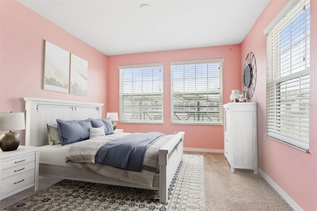 30090 SOUTHWELL LANE, Wesley Chapel, FL 33543