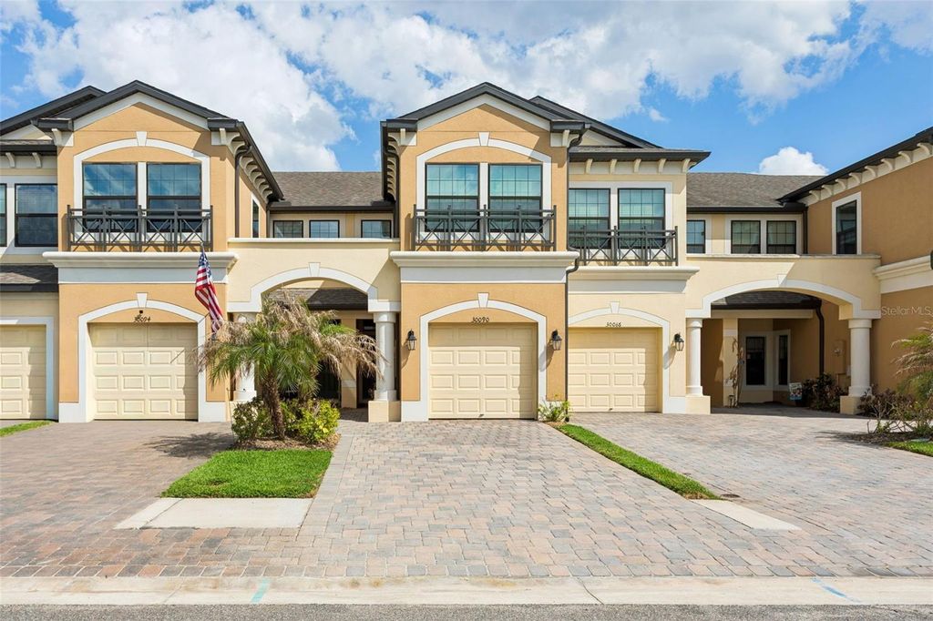 30090 SOUTHWELL LANE, Wesley Chapel, FL 33543