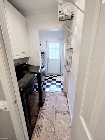 1211 N Rotary Drive, High Point, NC 27262