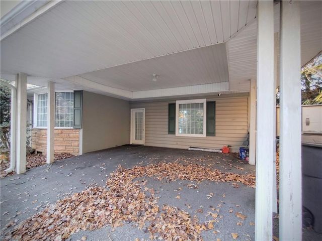 1211 N Rotary Drive, High Point, NC 27262