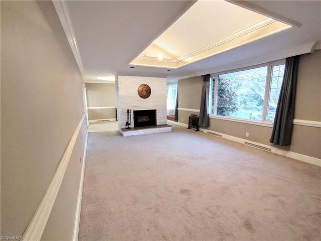 1211 N Rotary Drive, High Point, NC 27262