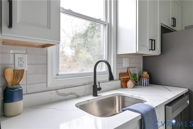 319 W 27th St, Richmond, VA 23225