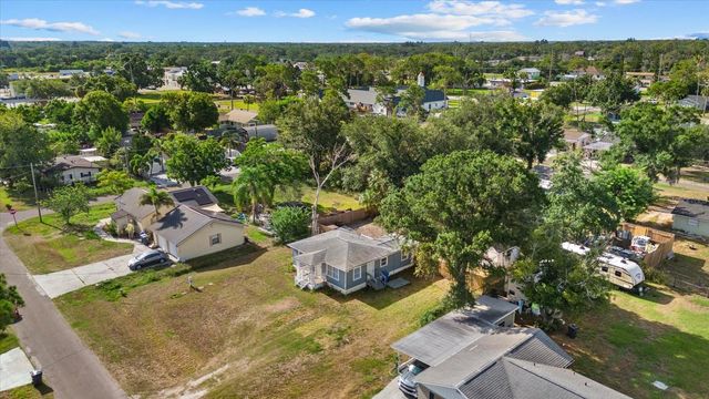 204 6TH AVENUE NW, Ruskin, FL 33570