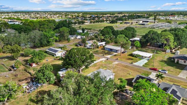 204 6TH AVENUE NW, Ruskin, FL 33570