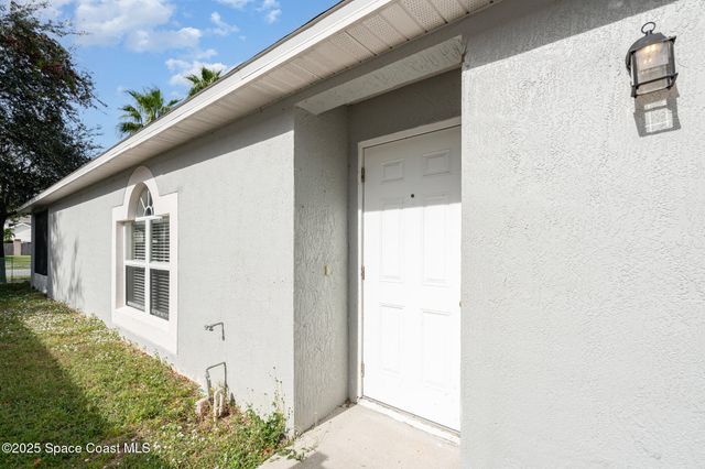 2728 Maderia Circle, Melbourne, FL 32935