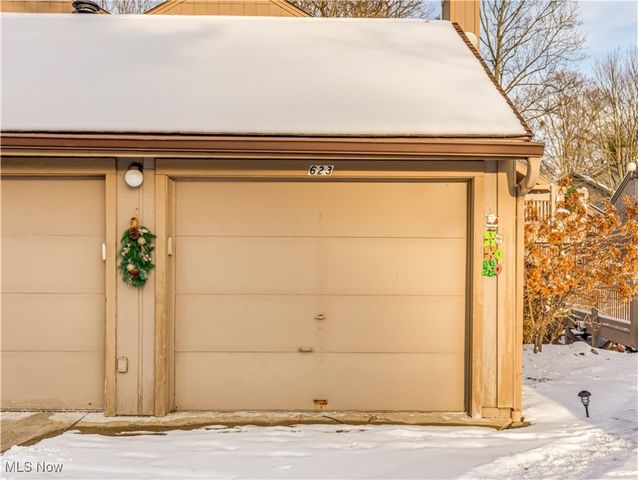 623 Meredith Lane, Cuyahoga Falls, OH 44223
