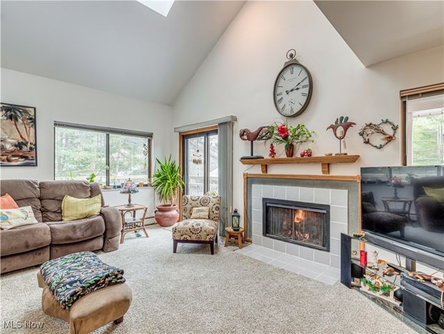 623 Meredith Lane, Cuyahoga Falls, OH 44223