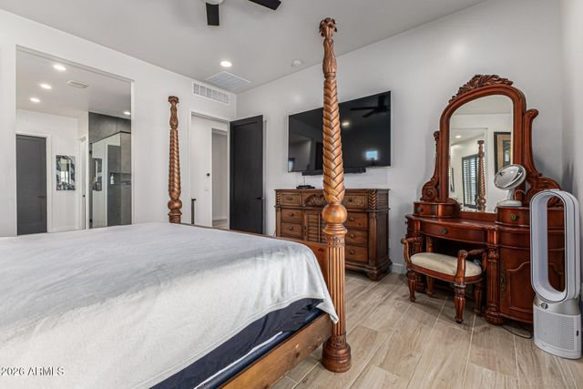 5628 E PONY TRACK Lane, San Tan Valley, AZ 85140