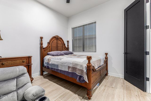 5628 E PONY TRACK Lane, San Tan Valley, AZ 85140