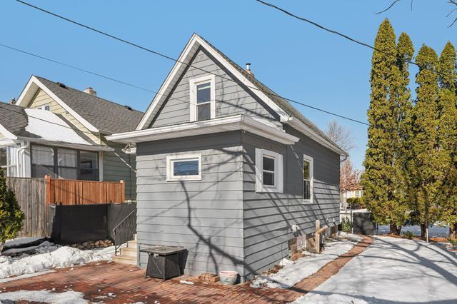 1262 Randolph Avenue, Saint Paul, MN 55105