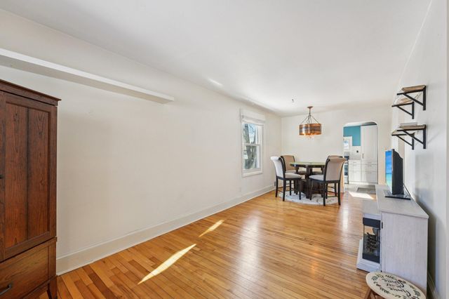 1262 Randolph Avenue, Saint Paul, MN 55105