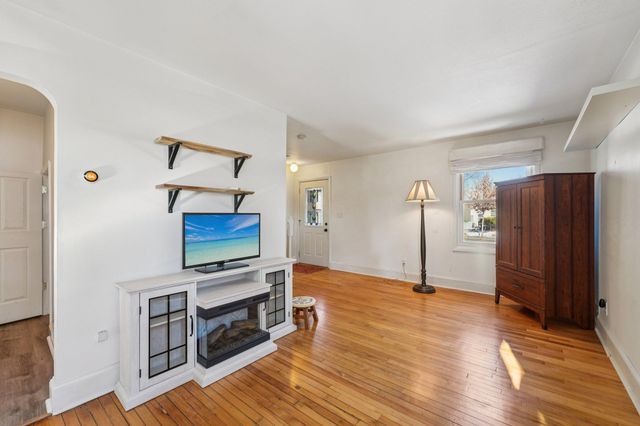 1262 Randolph Avenue, Saint Paul, MN 55105