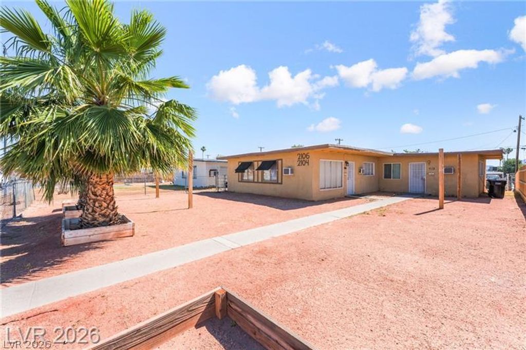 2104 White Street, North Las Vegas, NV 89030 — exterior