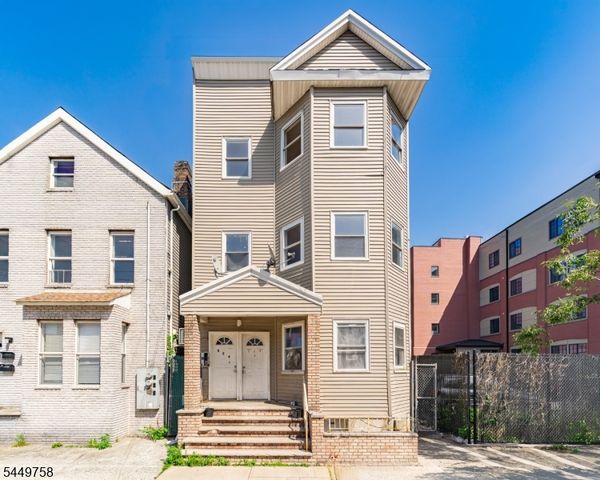 524 Mulberry St, Newark City, NJ 07114