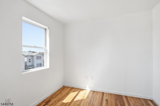 524 Mulberry St, Newark City, NJ 07114