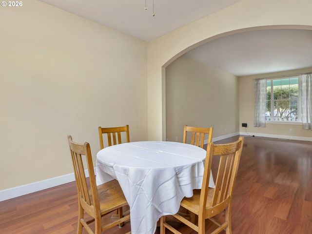 1709 Se CLINTON St, Portland, OR 97202