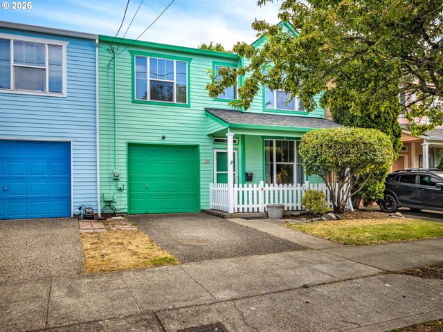 1709 Se CLINTON St, Portland, OR 97202