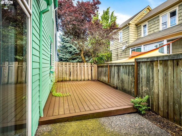 1709 Se CLINTON St, Portland, OR 97202