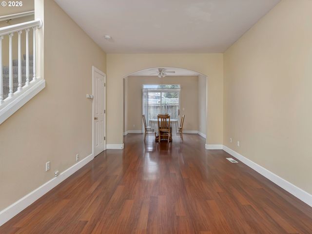 1709 Se CLINTON St, Portland, OR 97202