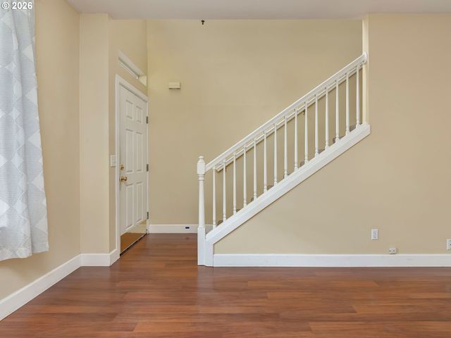 1709 Se CLINTON St, Portland, OR 97202