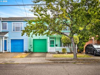 1709 Se CLINTON St, Portland, OR 97202