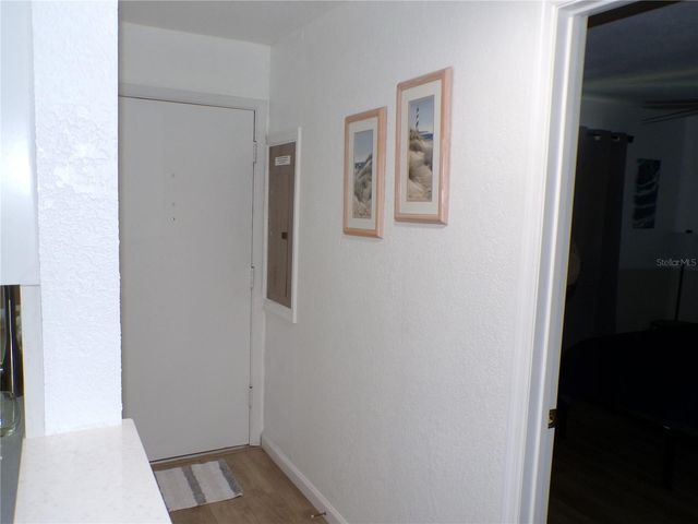 649 TAMIAMI TRAIL S 305, Venice, FL 34285